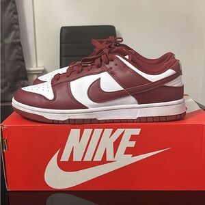 Nike Retro Dunks Team Red